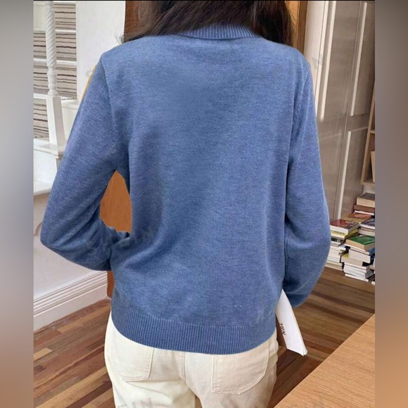 Blue sweater small mock neck crochet - Picture 3 of 4